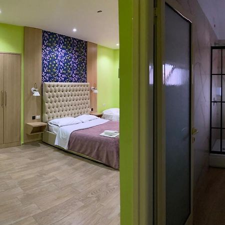 Pilo Lala Hotel Lushnje Экстерьер фото