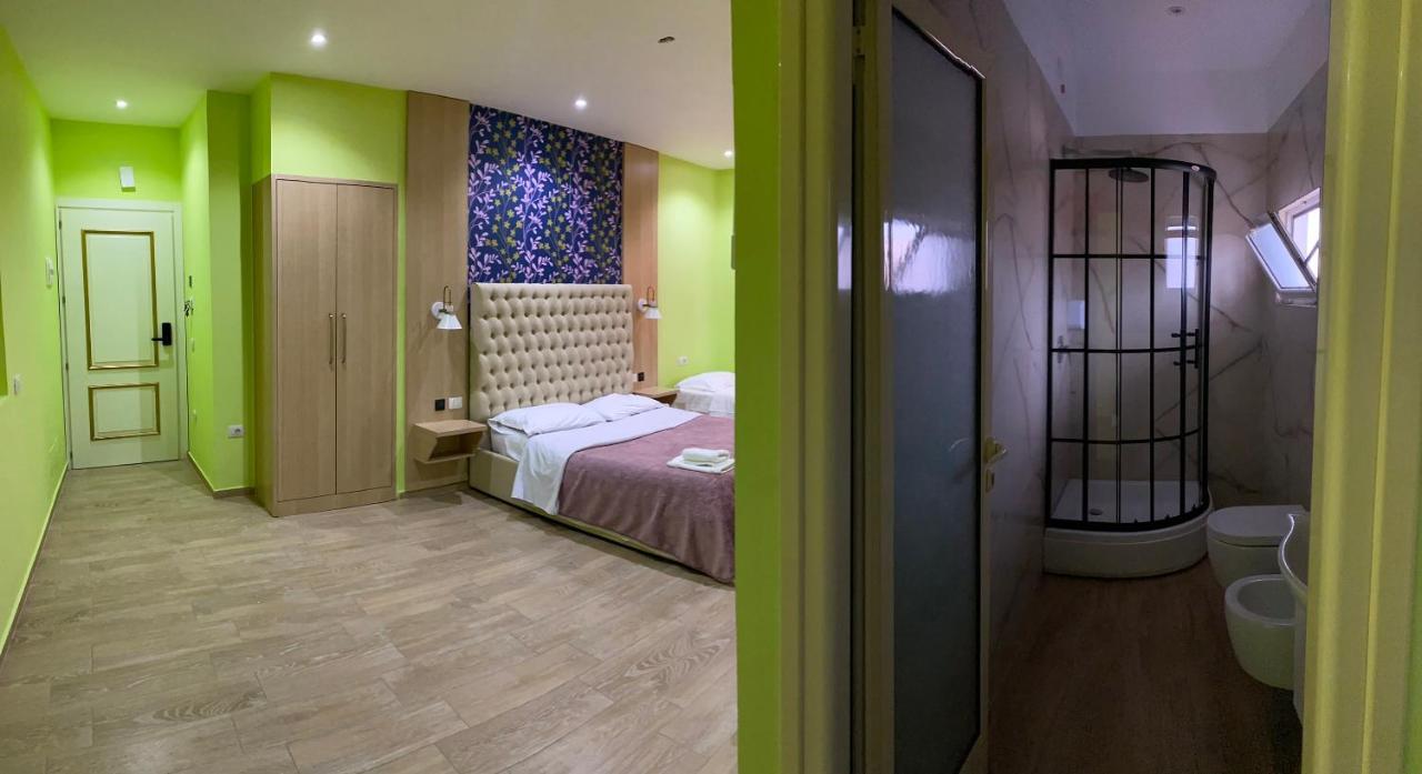 Pilo Lala Hotel Lushnje Экстерьер фото